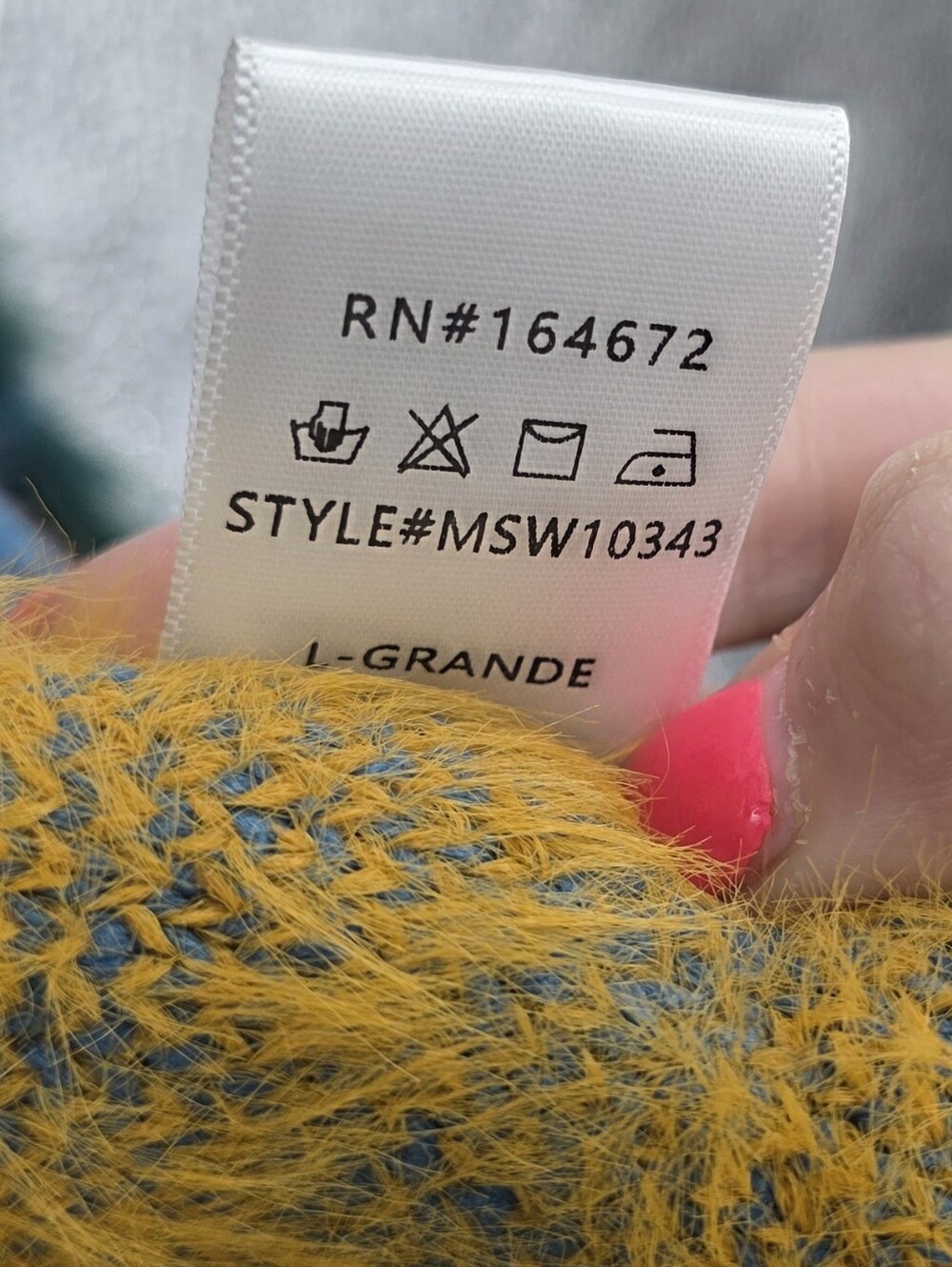 %Merci Floral Fuzzy Cardigan Large - Picture 4 of 5